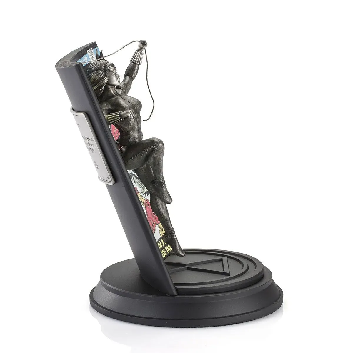 Black Widow Avengers Volume 1 #111 Metal Statue by Royal Selangor