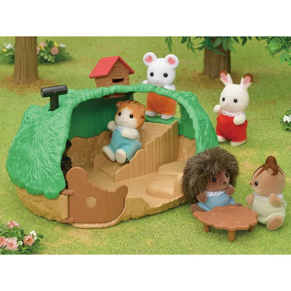 Calico Critters: Baby Hedgehog Hideout