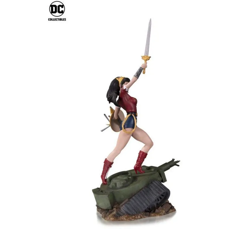 DC Bombshells Wonder Woman DELUXE Statue by DC Collectibles